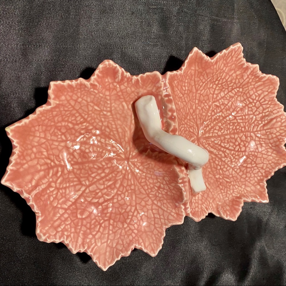 NEUWIRTH Portugal PINK MAPLE LEAF 2- Sided Dish - Picture 3 of 11